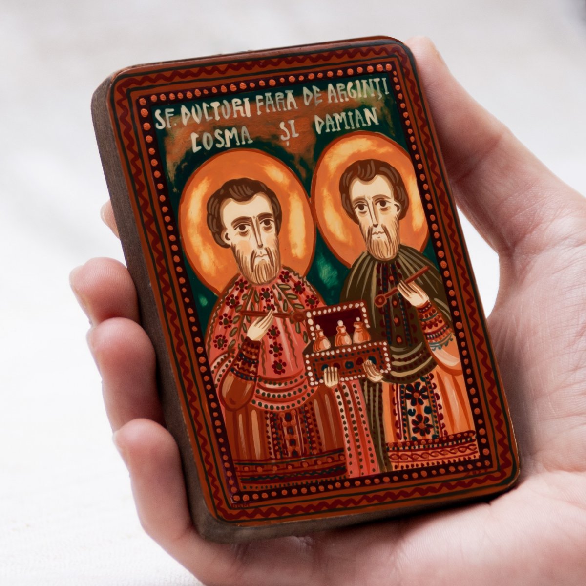 Icoană pe lemn "Sf. Cosma și Damian", miniatură, 7x10 cm